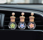 アロマディフューザー瓶 車載 カー用品 車用芳香剤ケース 容量8ml クリップ式 取付簡単 エアコン吹き出し口 花 香水瓶 詰め替え容器