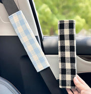 シートベルトカバー シートベルトパッド 単品 ショルダーパッド クッション カー用品 車用品 面ファスナー ギンガムチェック 肩当て 負担軽減 擦れ対策 ドライブ 運転席 助手席 後部座席 自動車 内装パーツ 取り付け簡単 かわいい おしゃれ