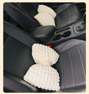 車用クッション シートクッション 首用 腰用 単品 1個 リボン型 カー用品 カーアクセサリー 首枕 ネックパッド ネックピロー 腰当て ランバーサポート 負担軽減 長時間走行 運転 ドライブ 旅行 長距離