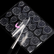 ネイル用両面テープ 240枚セット 10シート ネイルアート グミシール ネイルチップ用シール ネイル接着剤 付け爪 セルフネイル 固定 粘着式 貼り付け 接着テープ 粘着グミ ネイルシール