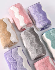 フェイスタオル 同色2枚セット 35×75cm ループ付き 厚手 柔らかい ふわふわ 吸水 波模様 ウェーブ模様 家庭用 洗顔 洗面 台所 キッチン 手拭き 汗拭き 普段使い おしゃれ かわいい
