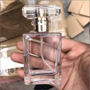 アトマイザー スプレーボトル 詰め替え容器 50ml ガラス アロマ 香水 パフューム 瓶 小分け 消毒液 持ち歩き 携帯用 ミニボトル プッシュ式 無地 クリア シンプル おしゃれ