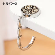 バッグハンガー バッグフック 折りたたみ 吊り下げ デスク 机 荷物掛け かばん掛け 便利 シンプル 可愛い 汚れ防止 省スペース オフィス 学校 生活雑貨 バッグ用アクセサリー