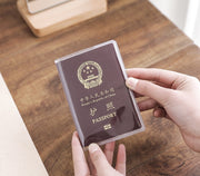 パスポートケース 2個セット パスポートカバー 貴重品ケース 旅行用品 半透明 クリア ポケット付き 二つ折り シンプル 海外旅行 トラベル 便利グッズ