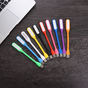 USBライト LEDライト デスクライト USB接続 パソコンライト 小型 小さめ コンパクト 角度調節 持ち運び 携帯 無地 ホワイト ブラック シンプル 便利 カラバリ豊富