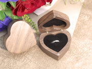 リングケース アクセサリーケース ジュエリーボックス 指輪ケース リングボックス アクセサリーボックス ジュエリーケース 収納ボックス 収納ケース マグネット開閉 ピアス ハート かわいい キュート 木目 指輪 リング ゆびわ プレゼント 贈り物 保管 収納