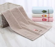 フェイスタオル ハンドタオル 洗顔タオル 吸水 洗面所 浴室 お風呂 キッチン シンプル 刺繍 ワンポイント 可愛い 柔軟 柔らかい バス用品 デイリー 日用品