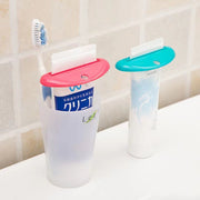 チューブ絞り器 押出器 日用品雑貨 チューブホルダー しぼり器 ホルダー 歯磨き粉 軟膏 絵の具 ハンドクリーム 化粧品 洗顔料 スクイーザー 単色 無地 キッチン 洗面台 シンプル 便利グッズ 黄 白 緑 ピンク