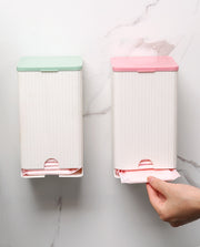 サニタリー収納ケース ナプキンストッカー ナプキン収納ホルダー 壁掛け 蓋付き 日用品 トイレ用品 収納ボックス ウォールホルダー 貼付けタイプ 粘着テープ 整理用品 防塵 防水 便利 取出しやすい お洒落 かわいい シンプル