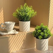 フェイクグリーン 人工観葉植物 造花 鉢植え インテリア 装飾 リーフ 葉っぱ 飾り 置物 リビング 玄関 おしゃれ 種類豊富 水不要