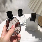 アトマイザー スプレーボトル 詰め替え容器 30ml クリア 透明 香水 化粧水 プッシュ式 携帯 持ち運び 小分け 外出 霧吹き ディスペンサー