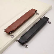 ドアハンドル 単品 1本 取っ手 引き戸 ツマミ 取手 持ち手 ネジ式 オットマン 足置き 棚 引き出し スツール 椅子 DIY クラフト フェイクレザー 上品 おしゃれ 高級感 建具金物 部品 パーツ