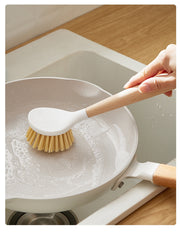 フライパン用ブラシ 柄付きブラシ キッチンブラシ たわし タワシ キッチン用 台所用品 調理器具 洗い物 掃除 水回り 持ち手 フライパン 鍋 フック用穴付き