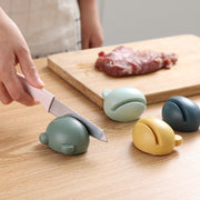 包丁研ぎ器 シャープナー 包丁磨き 包丁とぎ 研磨 小型 コンパクト 滑り止め付き キッチン雑貨 カエル 蛙 可愛い 刃物 ナイフ