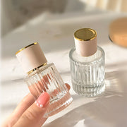 アトマイザー 詰め替え容器 スプレーボトル 30ml 50ml 100ml ガラス瓶 ディスペンサー スプレー 香水 小分けボトル ポータブル ミニボトル アロマ フレグランス コロン シンプル おしゃれ 上品 かわいい コンパクト 持ち運び