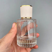 アトマイザー 詰め替え容器 スプレーボトル 30ml 50ml 100ml ガラス瓶 ディスペンサー スプレー 香水 小分けボトル ポータブル ミニボトル アロマ フレグランス コロン シンプル おしゃれ 上品 かわいい コンパクト 持ち運び