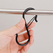 S字フック 5個セット ストッパー付き 小物掛け 吊り下げ 引っ掛け 収納 金属製 便利 キッチン 洗面所 浴室 クローゼット お風呂 庭 ガーデニング アウトドア 黒 ブラック シルバーカラー