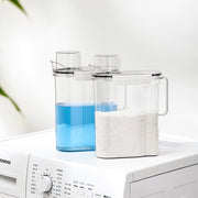 ランドリーボトル 単品 詰め替え容器 大容量 計量 クリア 透明 1.3L 1300ml 中身が見える 持ち手付き 洗濯洗剤 柔軟剤 粉末 液体 ディスペンサー 便利グッズ 日用品雑貨 計量カップ付き