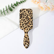 ヘアブラシ ヘッドブラシ クッションブラシ ヒョウ柄 レディース メンズ コーム 可愛い おしゃれ ブラッシング 頭皮ケア ヘアケア 便利 日用品 生活雑貨 スクエア