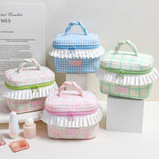 化粧ポーチ メイクポーチ コスメポーチ 小物入れ 大容量 手提げ 持ち手付き フリル チェック柄 可愛い 整理 収納 旅行 トラベル