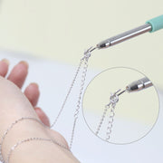 ブレスレット装着補助具 ブレスレット補助フック 伸縮式 単品 1本 アクセサリー用品 補助ツール 簡単装着 伸びる チェーン固定 手首 セルフ装着 バックル ネックレス 時計 腕輪 便利 グリップ付き