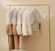 衣類カバー ショートタイプ 単品 1枚 ほこりよけカバー 衣服 ショルダーカバー 肩掛け 吊り下げ衣類 洋服カバー 防汚 防塵 吊るし収納 クローゼット 日用雑貨