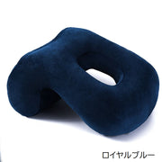 枕 お昼寝用 ピロー うつ伏せ寝 寝具 仮眠 デスク 卓上 机 オフィス 穴あき うつぶせ クッション 車内 旅行 シンプル 便利