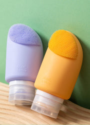 アトマイザー 単品 詰め替え容器 60ml 90ml ミニ 小型 ブラシ付き シンプル 化粧水 持ち運び 持ち歩き お出かけシーン 旅行 トラベル 赤 青 緑 オレンジ色 紫