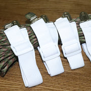 ベッドシーツクリップ 同色4本セット 固定用 ズレ防止 滑り止め ゴムバンド 幅2.5cm 長さ1.3ｍ ベッドパッド マットレス 布団 ソファー 寝具用品 日用雑貨 調節可能 2点留め ストレート 便利