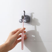 ウォールフック 壁掛けフック 単品 1個 粘着テープ 両面テープ 歯ブラシホルダー コンセントホルダー キーフック 壁掛け収納 ケーブル収納 穴あけ不要 片付け 整理 簡単取り付け 玄関 キッチン 浴室 バスグッズ お風呂 洗面所 子供部屋 猫 ねこ ネコ しっぽ おしり 肉球 かわいい キュート