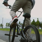 反射バンド リフレクター 裾止めバンド ズボンクリップ 2個セット 自転車 サイクリング ランニング ジョギング 足 脚 レッグ 足首 スポーツ アウトドア 自転車用アクセサリー 蛍光 夜間 散歩 防犯 事故防止
