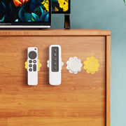 リモコンホルダー 2個セット マグネット式 壁面収納 壁掛け 電源タップホルダー フラワー型 花型 貼り付け 粘着テープ 簡単取付 リビング 寝室 便利グッズ 穴あけ不要 工具不要 省スペース