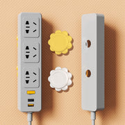 リモコンホルダー 2個セット マグネット式 壁面収納 壁掛け 電源タップホルダー フラワー型 花型 貼り付け 粘着テープ 簡単取付 リビング 寝室 便利グッズ 穴あけ不要 工具不要 省スペース