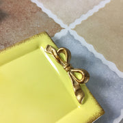 インテリアトレイ 小物トレイ アクセサリートレイ トレー プラスチック製 小物入れ 小物置き 四角形 スクエア型 鍵置き リボン 上品 エレガント 豪華 華やか おしゃれ 卓上 机上 玄関 リビング
