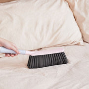 ほうき ハンドほうき 手持ち 掃除ブラシ 吊り下げ 履き掃除 隙間掃除 寝室 ソファー リビング デスク ゴミ ホコリ 埃 掃除 多用途