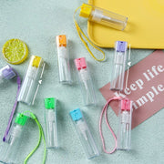 アトマイザー スプレーボトル 10ml ハンドストラップ付き クリア 透明 詰め替え容器 霧吹き ハンディ 消毒 香水 ポータブル 携帯用 持ち歩き 便利 可愛い おしゃれ お出掛け 旅行 スプレー容器 詰め替えボトル