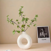 花瓶 花器 フラワーベース フラワーポット 一輪挿し 円形 リング プラスチック製 卓上 観葉植物 屋内 部屋 和室 和風 装飾 インテリア 単色 モノトーン シンプル 無地 おしゃれ ホワイト ブラック