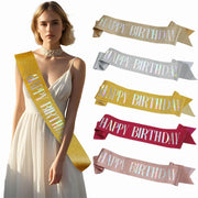 たすき 文字入り パーティー用 誕生日 HAPPYBIRTHDAY お祝い イベント パーティー用品 グッズ サプライズ 演出 主役 ラメ キラキラ カラフル ギフト 軽量 持ち運び簡単