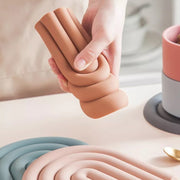 鍋敷き コースター 耐熱マット 鍋置き キッチン用品 台所用品 シリコン製 コップ敷き お皿置き 卓上 おしゃれ かわいい