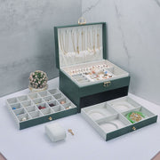 アクセサリーボックス アクセサリーケース ジュエリーボックス 3段 ジュエリーケース 鍵付き ピアス 指輪 リング ネックレス バングル 高級感 かわいい おしゃれ 大容量 ゴージャス きれいめ 保管