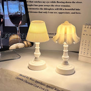 テーブルランプ テーブルライト LED 電池式 テーブルスタンド 卓上 机上 ナイトライト 間接照明 インテリア照明 デスクライト デスクランプ 可愛い おしゃれ ベッドサイド 寝室 誕生日 贈り物 プレゼント リチウム