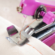 ハンディミシン 手動ミシン ハンドミシン ポータブル 携帯 コンパクト 持ち運び 片手操作 手芸用品 裁縫用品 ソーイング ミニミシン 片手縫い DIY ほつれ 仮縫い