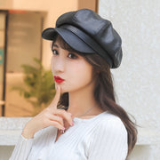 キャスケット 帽子 レディース 女性 レザー調 フェイクレザー 無地 シンプル 日除け カジュアル カッコいい おしゃれ ファッション小物 お出掛け