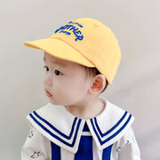キャップ 帽子 ベビー帽子 つば付き ベビー 赤ちゃん キッズ 子ども 子供 男の子 女の子 無地 刺繍 ロゴ シンプル おしゃれ カジュアル お出かけ 散歩 UV 紫外線 通園 保育園 幼児 春 夏 秋 サイズ調整 ベルト 面ファスナー 46 48 ボーイ ガール 黒 青 くすみ カラフル 韓国 ベースボールキャップ 出産祝い 1歳 1歳半