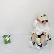 キャップ 帽子 ベビー帽子 つば付き ベビー 赤ちゃん キッズ 子ども 子供 男の子 女の子 無地 刺繍 ロゴ シンプル おしゃれ カジュアル お出かけ 散歩 UV 紫外線 通園 保育園 幼児 春 夏 秋 サイズ調整 ベルト 面ファスナー 46 48 ボーイ ガール 黒 青 くすみ カラフル 韓国 ベースボールキャップ 出産祝い 1歳 1歳半