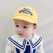 キャップ 帽子 ベビー帽子 つば付き ベビー 赤ちゃん キッズ 子ども 子供 男の子 女の子 無地 刺繍 ロゴ シンプル おしゃれ カジュアル お出かけ 散歩 UV 紫外線 通園 保育園 幼児 春 夏 秋 サイズ調整 ベルト 面ファスナー 46 48 ボーイ ガール 黒 青 くすみ カラフル 韓国 ベースボールキャップ 出産祝い 1歳 1歳半