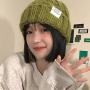 ニット帽 ニットキャップ レディース 女性 メンズ 男性 ユニセックス 男女兼用 帽子 ぼうし ファッション雑貨 ロールアップ タグ 英字 オフホワイト ブラック グレー シンプル カジュアル かわいい キュート 秋 冬