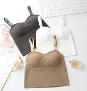 ブラトップ パッド付き キャミソール カップ付き ブラキャミソール ビスチェ風 ショート丈 レディース 女性 インナー Vネック 肩紐長さ調節可能 背中見せ 背中開き 下着 肌着 無地 シンプル 婦人用 ソリッドカラー ホワイト 白 ブラック 黒 グレー 灰 カーキ 運動 ヨガ ジム セクシー カジュアル おしゃれ