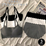 スポーツブラ フルカップブラ ブラジャー シームレスショーツ スタンダードショーツ パンツ 2点セット 上下セット セットアップ 下着 インナー 薄手 スカラップ ノンワイヤー ホックなし プルオーバー 無地 シンプル フェミニン シック クール かっこいい スポーティ おしゃれ 素肌感 かぶるタイプ
