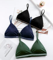 三角ブラ ノンワイヤーブラ ブラジャー レディース 女性 インナー 下着 カップ付き ライン ホワイト ブラック ベージュ シンプル かわいい 婦人 普段使い デイリー 白 黒